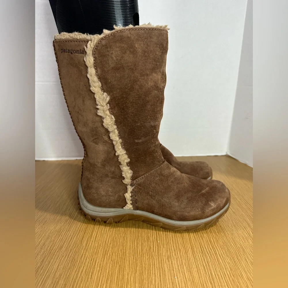 Patagonia Waterproof Women’s 7 Brown Suede Winter Boots PrimaLoft Polartec Comfy